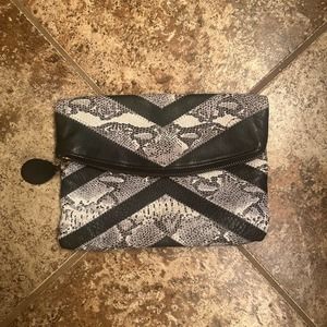 Helena de Natalio leather snake clutch bag black white chevron